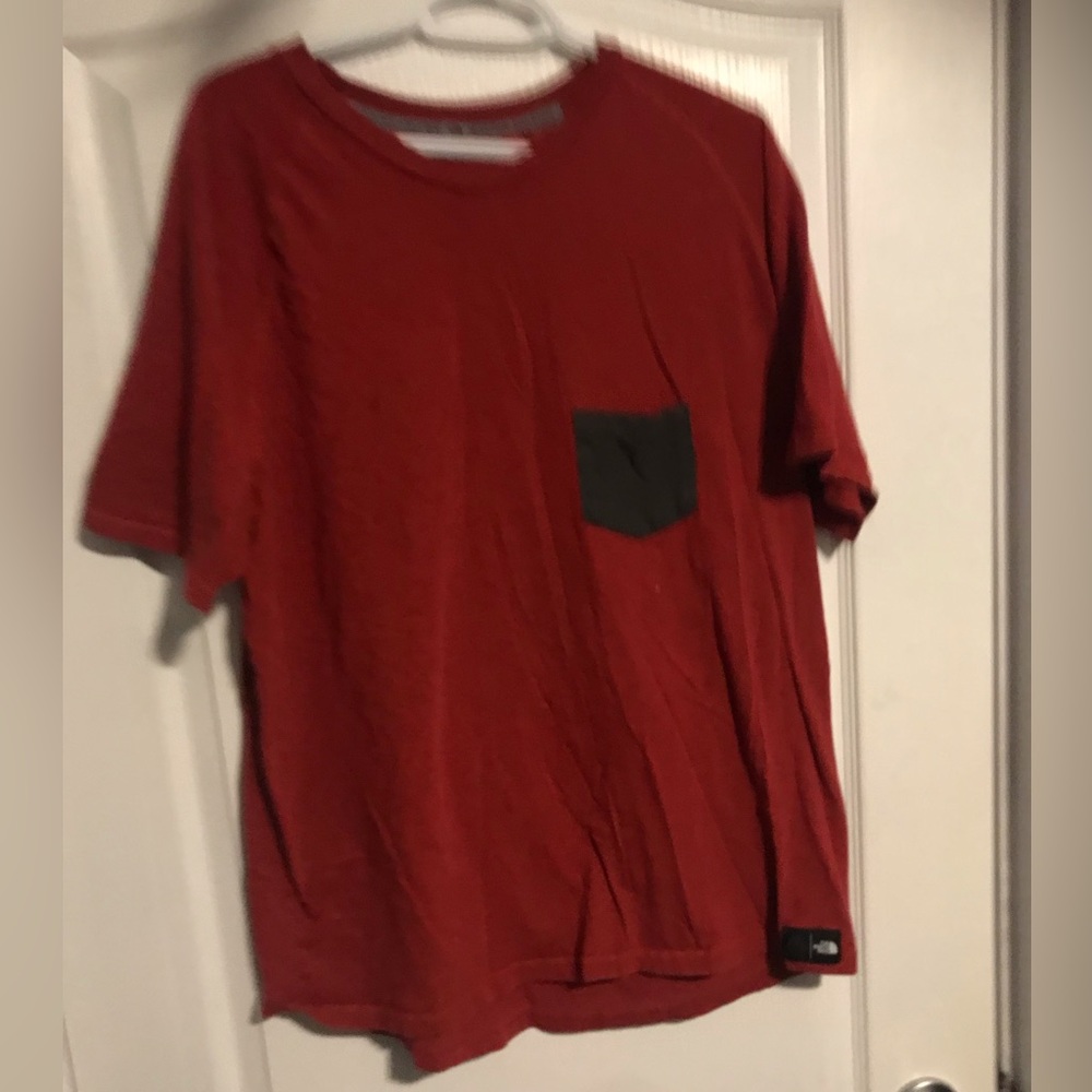 THE NORTH FACE•MOUNTAIN ATHLETICS•T-SHIRT•SIZE XL